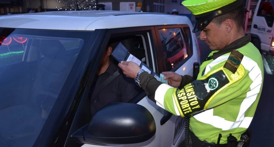 Policia de Tránsito
