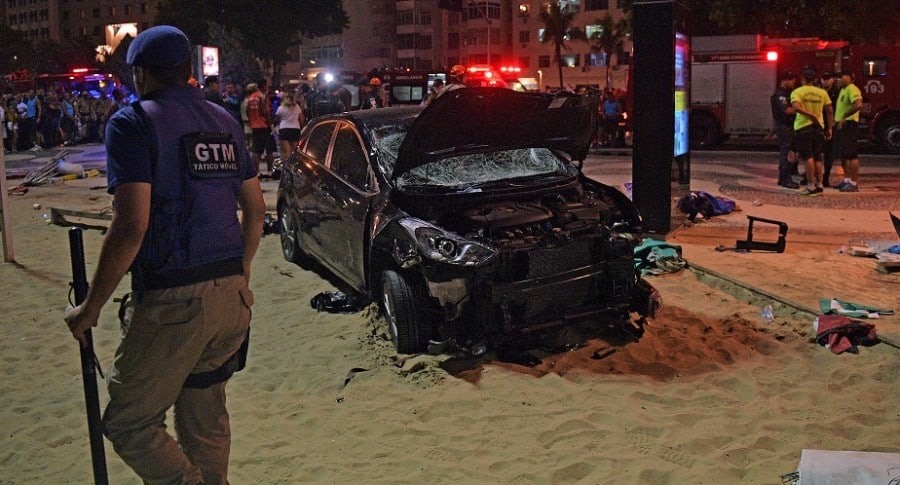 Accidente de auto en Río de Janeiro
