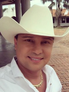 Giovanny Ayala. Pulzo.