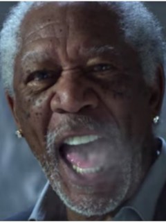 Peter Dinklage y Morgan Freeman en comercial de Doritos y Mountain Dew. Pulzo.