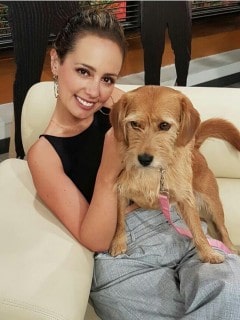 Milena López, presentadora.