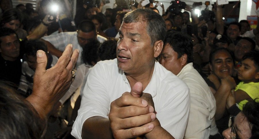 Expresidente Correa conoce los resultados de la consulta popular