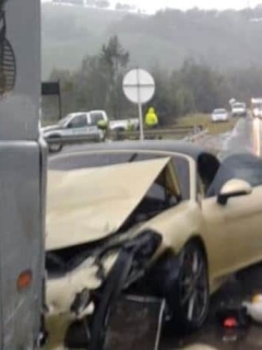 Accidente de carros de lujo
