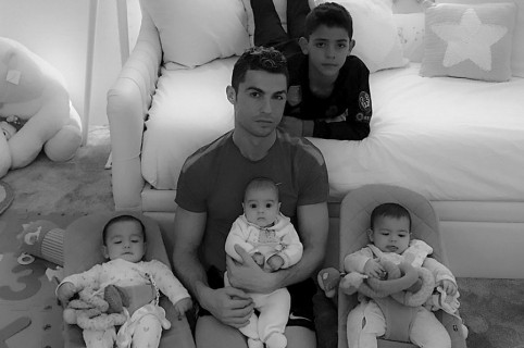 Cristiano Ronaldo y sus hijos