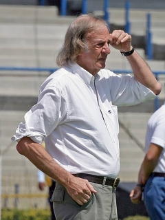 César Luis Menotti - FBL-MEX-PUMAS-TECOS