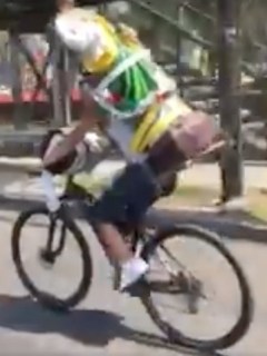 Ciclista estrellado