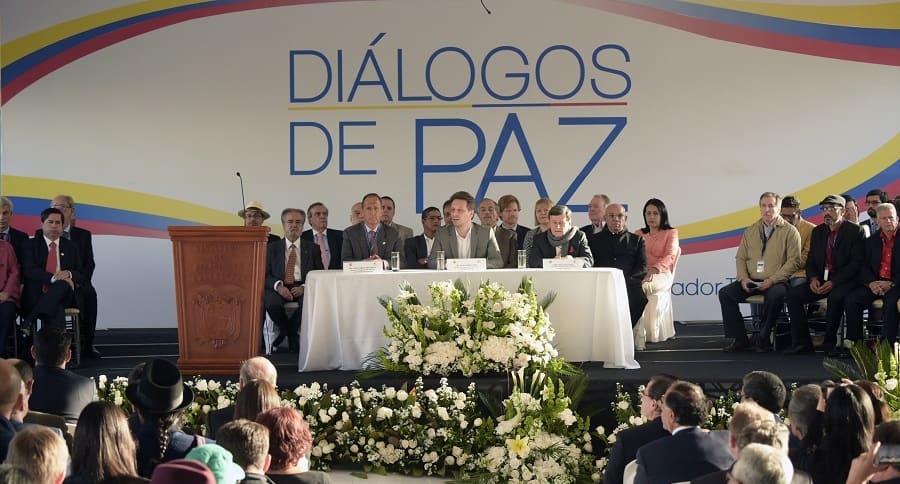 Mesa de diálogos Gobierno Colombia y Eln