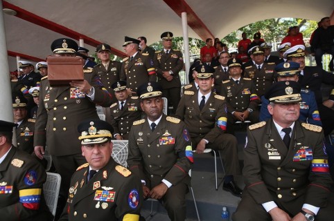 Militares venezolanos