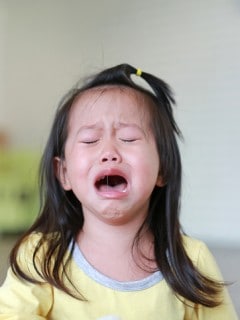 Niña llorando