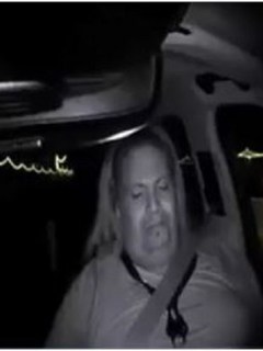 Operador del vehículo de Uber
