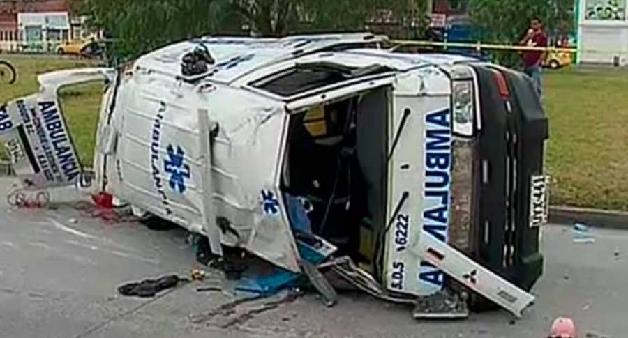 Ambulancia accidentada