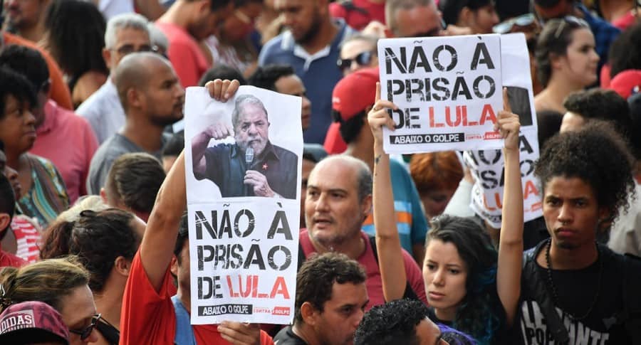 Entrega de Lula da Silva