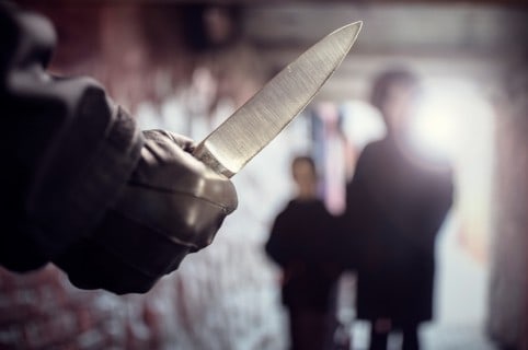 Ladrón con cuchillo