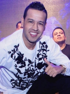 Martín Elías, cantante.
