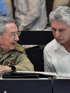 Raúl Castro y Miguel Díaz-Canel Bermúdez