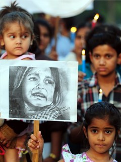 Protestas en india contra el abuso infantil