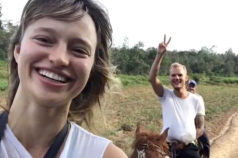 Avicii y su novia secreta.