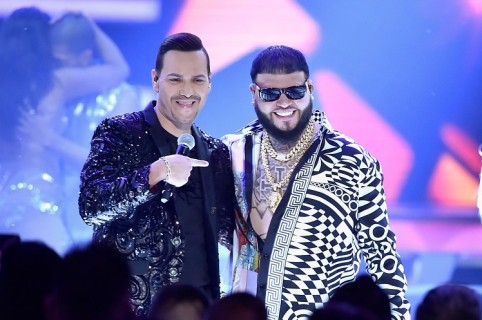 Víctor Manuelle y Farruko, cantantes.