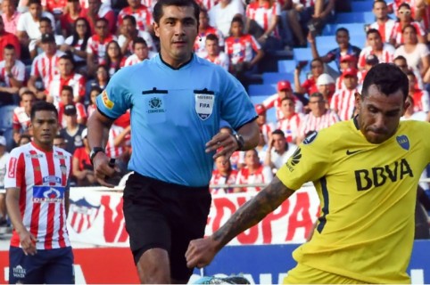 Carlos Tévez y 'Teo' Gutiérrez