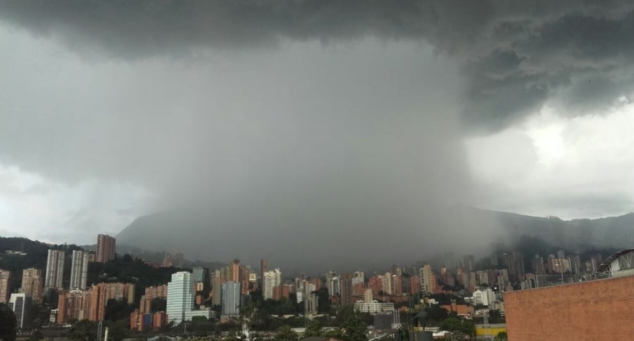 Tormenta en Medellín