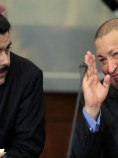 Nicolás Maduro y Hugo Chávez