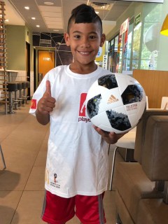 Niño que estará en partido inaugural del Mundial