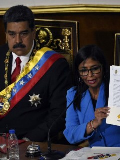 Nicolás Maduro y Delcy Rodríguez