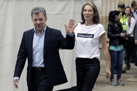 Juan Manuel Santos, presidente, y su esposa 'Tutina'.