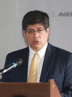 José Valencia, canciller de Ecuador