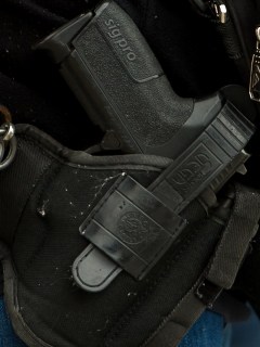 Pistola enfundada