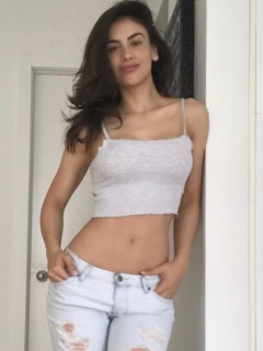 Pipe Bueno, cantante, y Jessica Cediel, presentadora.