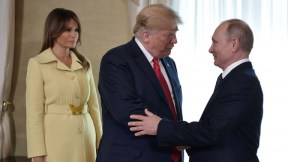 Melania y Donald Trump con Vladimir Putin