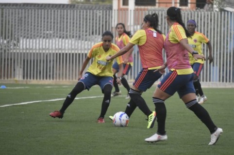 Entrenamiento Selección Colombia Femenia