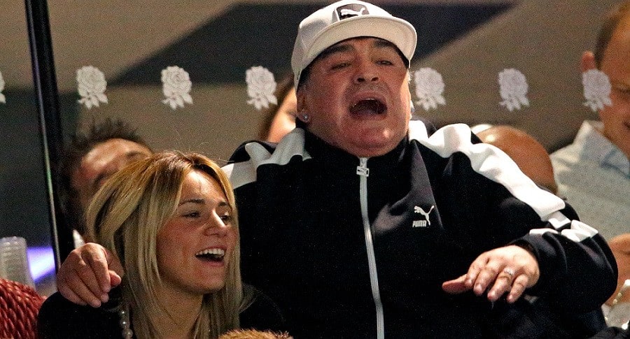 Diego Armando Maradona, exfutbolista, y su novia Rocío Oliva.