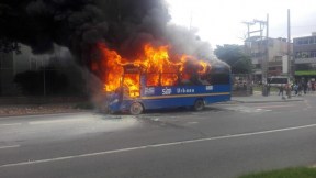 Incendio bus SITP