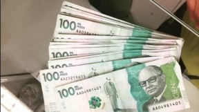 100 mil pesos