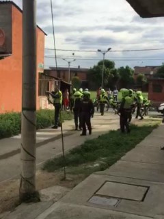 Policías en Cali