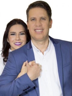 Pastor Miguel Arrázola y su esposa, la pastora María Paula García.