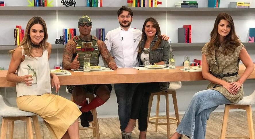 Catalina Gómez, Osmin, chef Alejandro Cuellar, Mónica Rodríguez y Carolina Cruz.