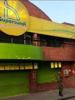 Superkundi