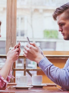 Relaciones por 'apps'