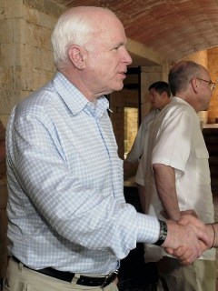 McCain y Santos