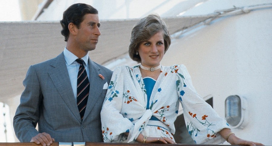 Princesa Diana y príncipe Carlos