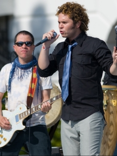 Andrés Cabas, cantante.
