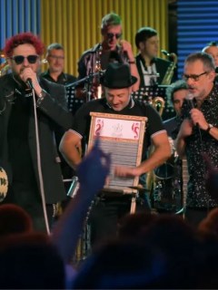 Los Auténticos Decadentes