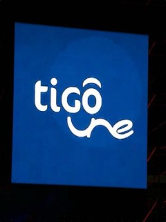 TigoUne y Superintendente Pablo Felipe Robledo