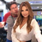 Melissa Martínez, presentadora.