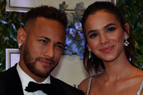 Neymar y la actriz Bruna Marquezine