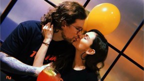 David Escobar 'DIM', cantante de Piso 21, y Danielle Arciniegas, actriz.