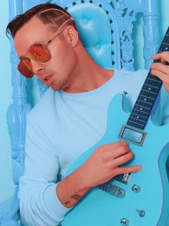 Jon James